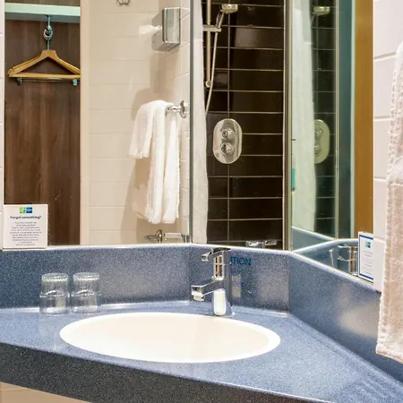 Hotel Express By Ihg York