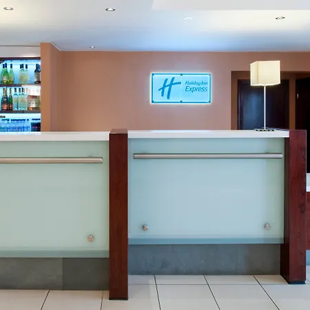 Hotel Express By Ihg 3*