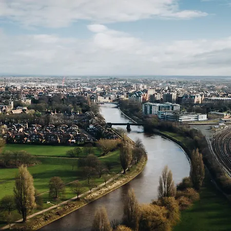 纽约快捷假日酒店 酒店 3*