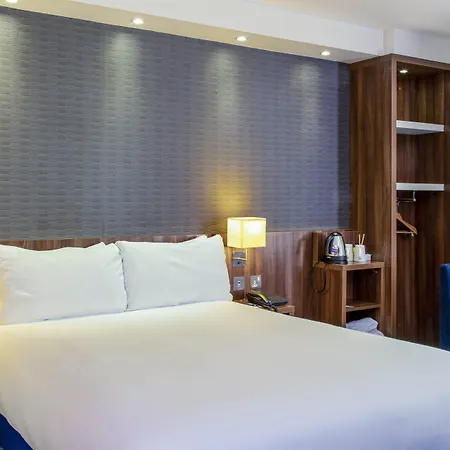 Express By Ihg 3*