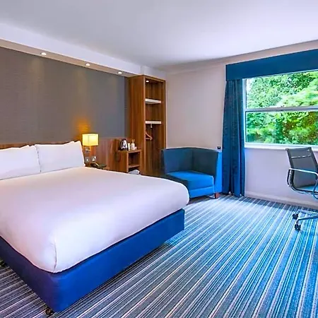 Express By Ihg Hotel 3*