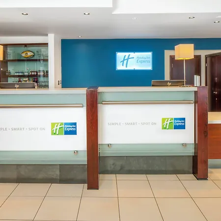 Express By Ihg Ξενοδοχείο
