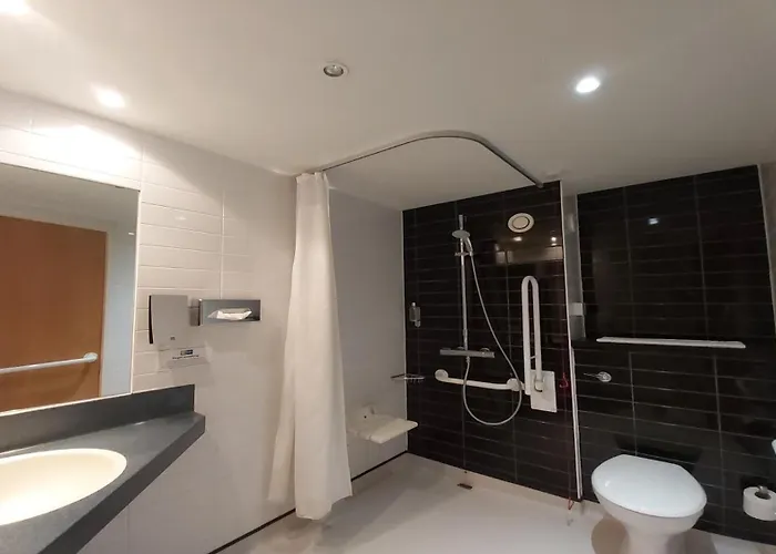 Express By Ihg 3* York