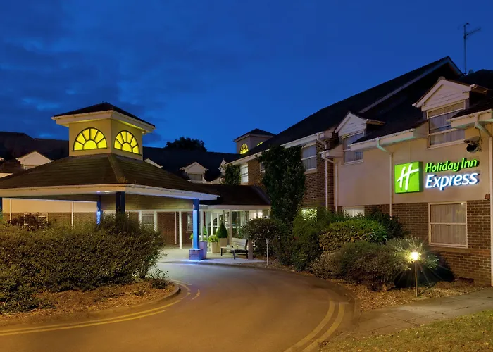 Express By Ihg Hotel