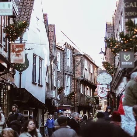 Express By Ihg 3* York