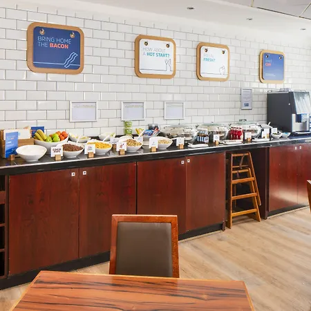 Hotel Express By Ihg 3*